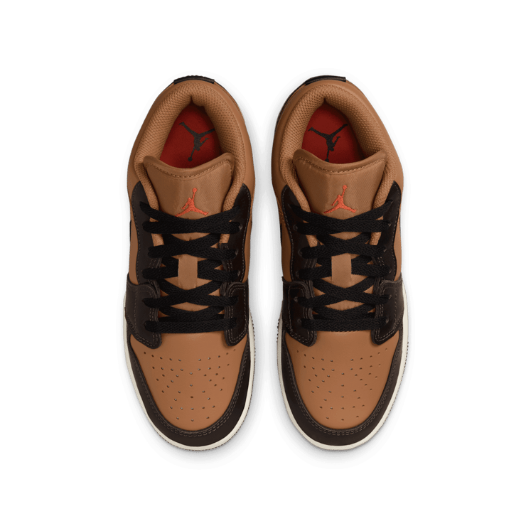 Air Jordan 1 Low SE 'Flax Baroque Brown' (GS) Angle 1