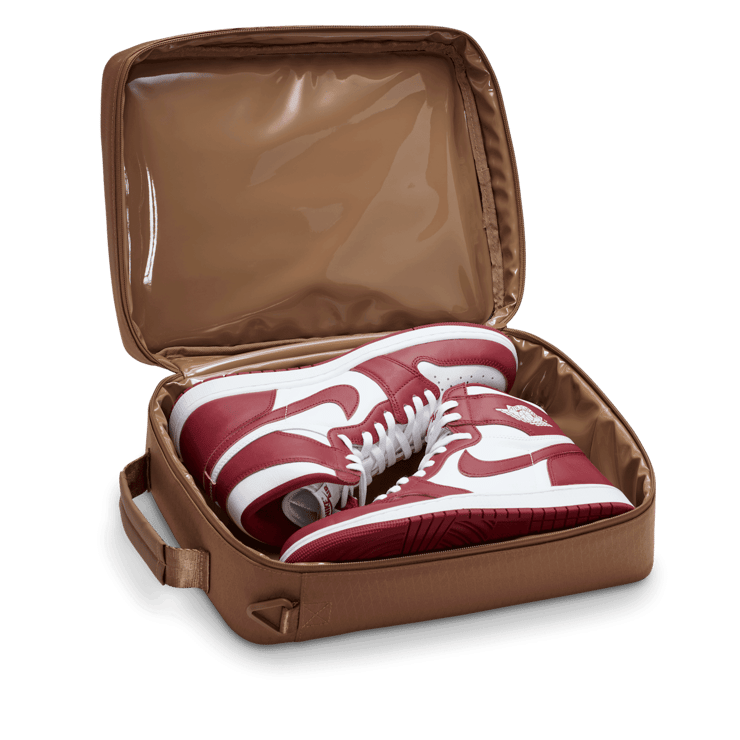 Jordan The Collectors Box (13L) Angle 1