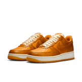 Nike Air Force 1 '07 LV8 Angle 2