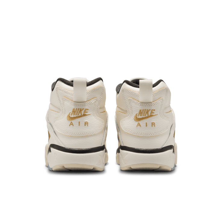 Nike Air Diamond Turf Must Be the Money Angle 8