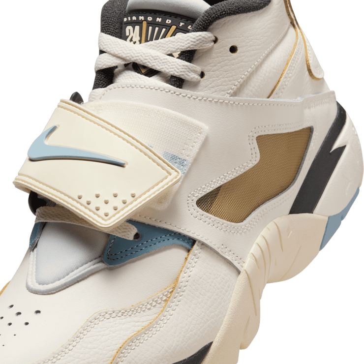 Nike Air Diamond Turf Must Be the Money Angle 21