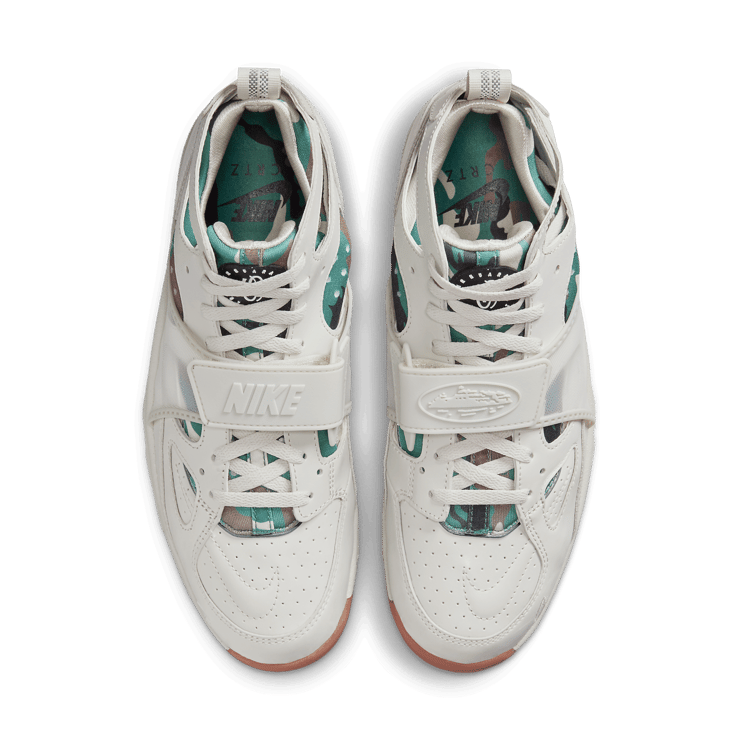 Nike Air Trainer Huarache Corteiz Light Bone Angle 2