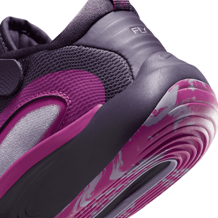 Nike IsoFly Angle 5