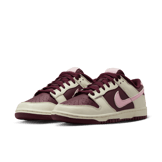 Nike Dunk Low Valentine’s Day (2023) Angle 2