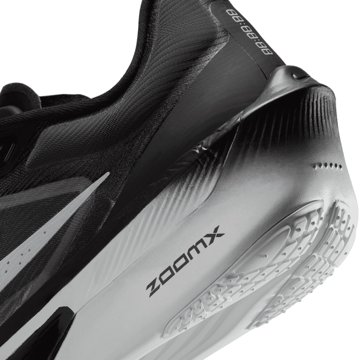 Nike Zoom Fly 6 Road Angle 5