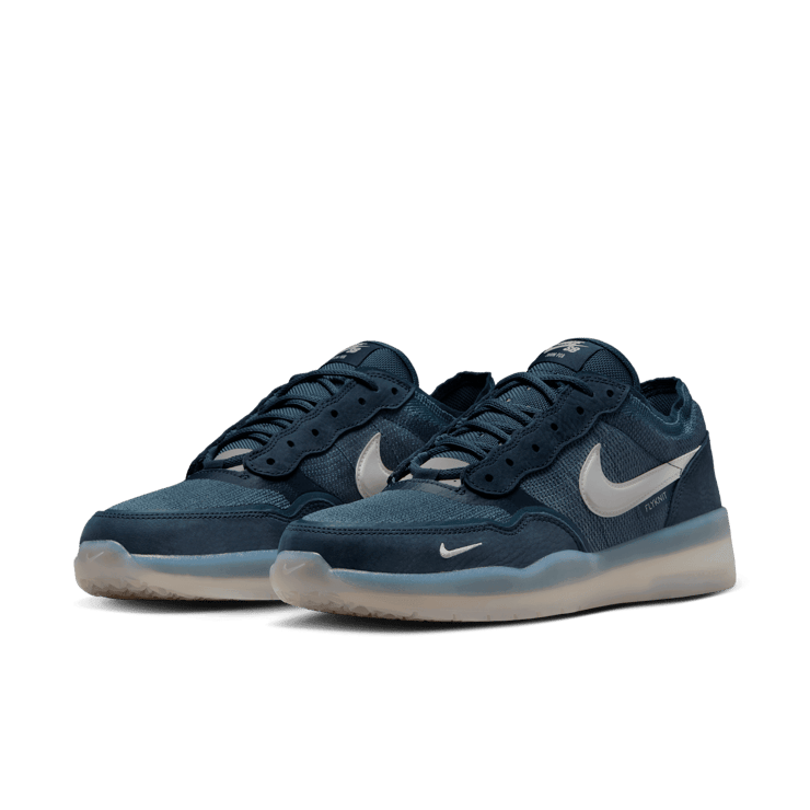 Nike SB 8 Angle 2
