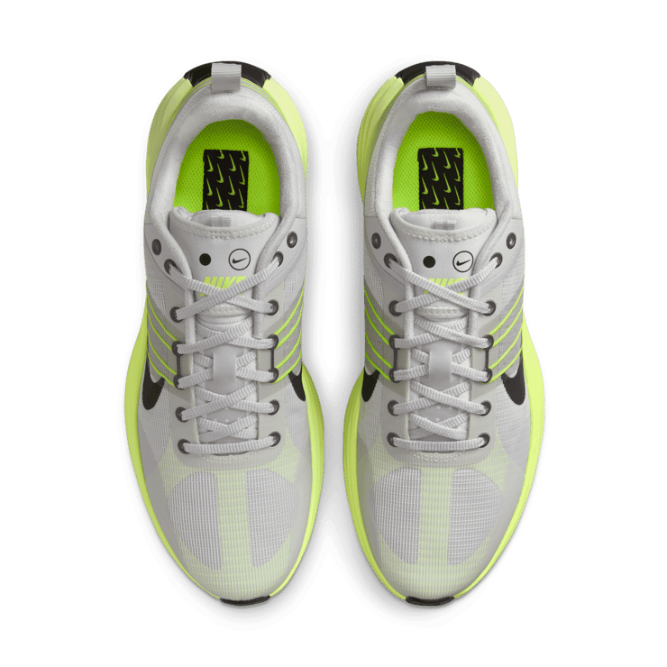 Nike Lunar Roam Angle 1