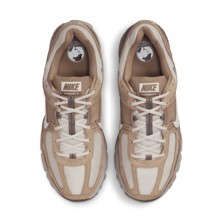Nike Zoom Vomero 5 Angle 1