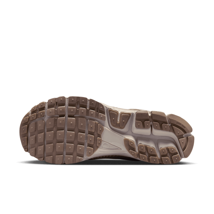 Nike Zoom Vomero 5 Angle 0