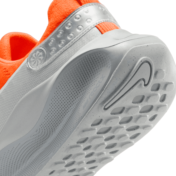 Nike Infinity RN 4 N.O.R.A Pack Hyper Crimson Light Silver Angle 5
