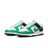 Nike Dunk Low Celtics (W) Angle 3