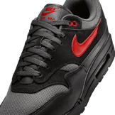 Nike Air Max 1 Bred Angle 4
