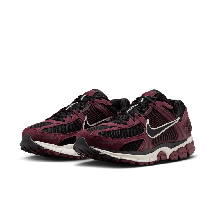 Nike Zoom Vomero 5 Dark Team Red Angle 3