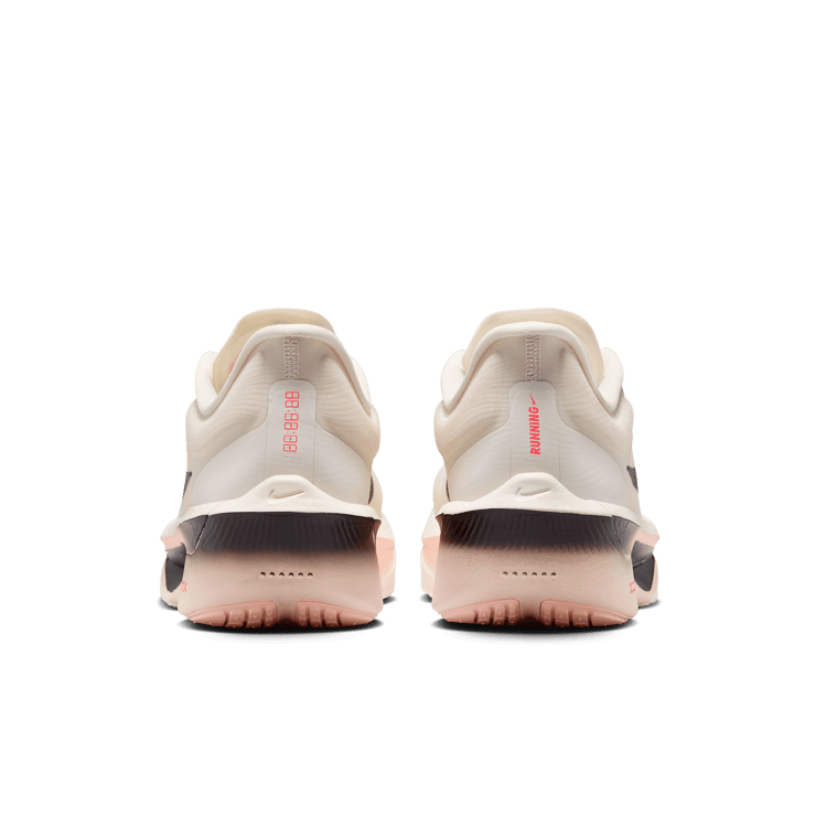 Nike Zoom Fly 6 Road Angle 4