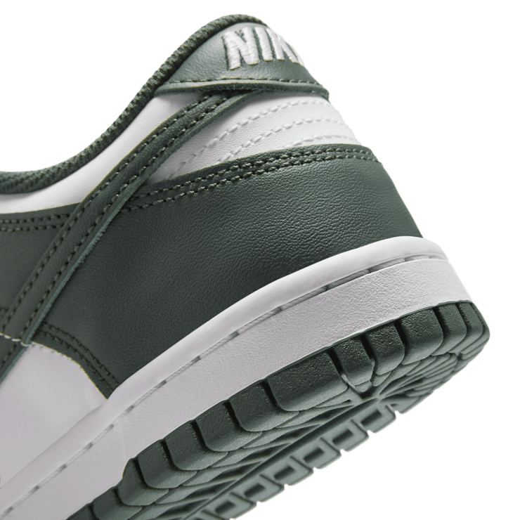 Nike Dunk Low Angle 6