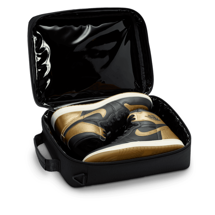 Jordan The Collectors Box (13L) in Black | MA0975-023 Angle 1