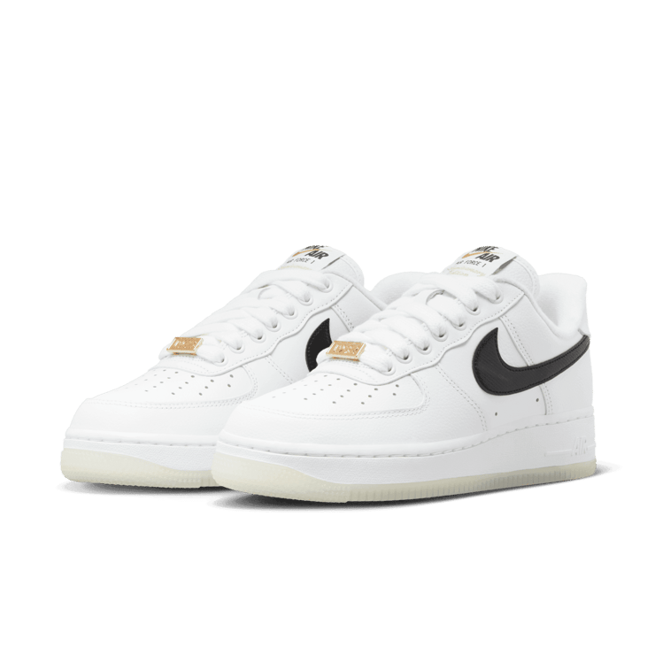 Nike Air Force 1 Low Premium Bronx Origins (W) Angle 2