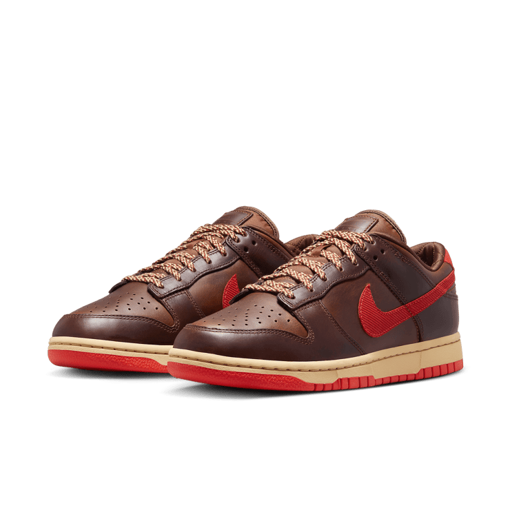 Nike Dunk Low Retro Light British Tan Angle 3