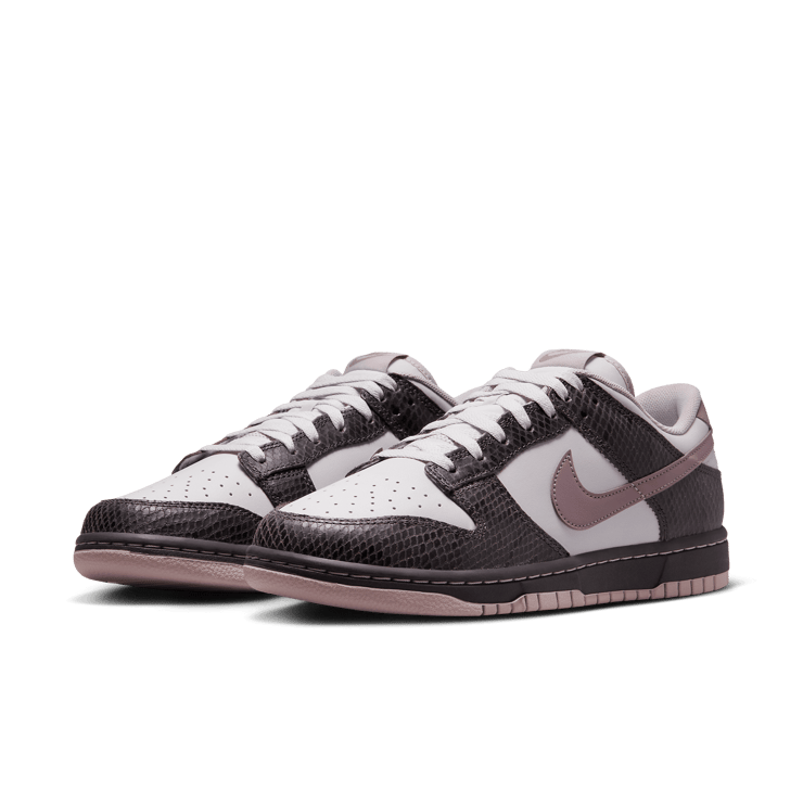 Nike Dunk Low Snakeskin Medium Ash Platinum Violet Angle 3