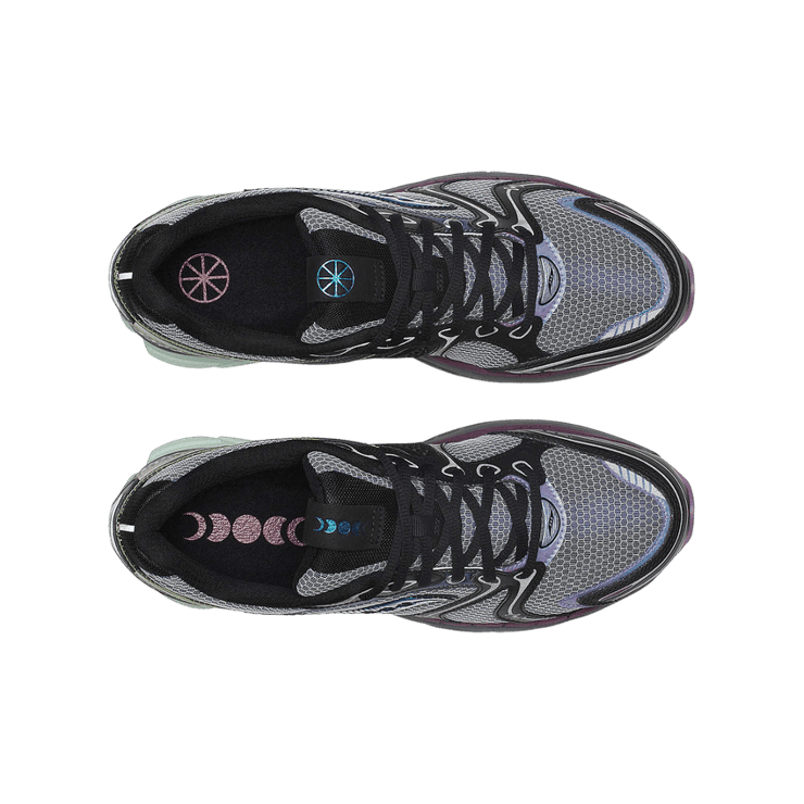 Saucony ProGrid Triumph 4 Winter Solstice Angle 3