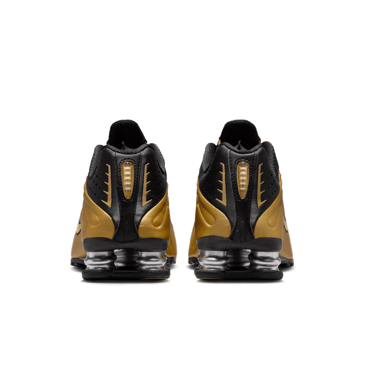 Nike Shox R4 'Black Metallic Gold' (W) Angle 3