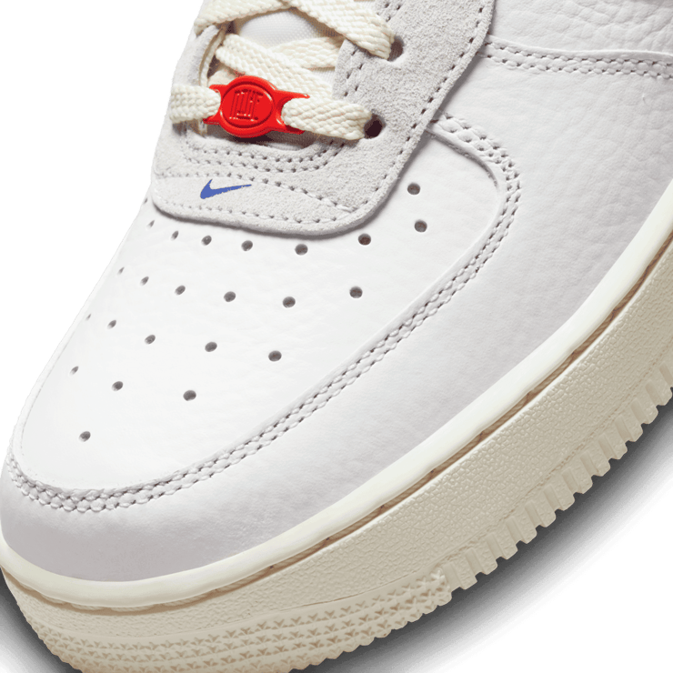 Nike Air Force 1 Low Command Force Summit White Hyper Royal (W) Angle 4