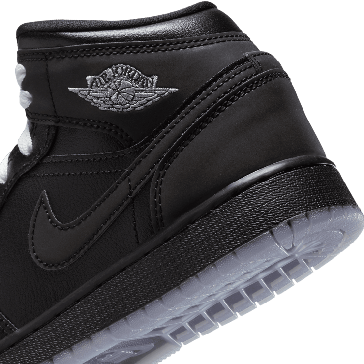 Air Jordan 1 Mid Black Metallic (GS) Angle 6