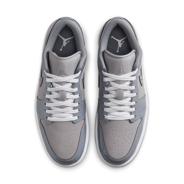 Air Jordan 1 Low Cool Grey Angle 2