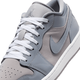 Air Jordan 1 Low Cool Grey Angle 5