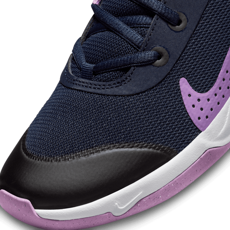Nike Omni Multi-Court Indoor Court Angle 4