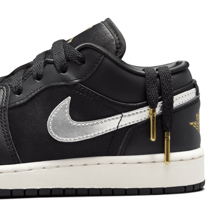 Air Jordan 1 Low SE in Black | FZ3921-001 (GS) Angle 6