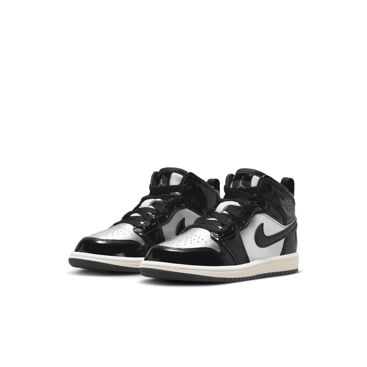 Jordan 1 Mid SE in Black | FZ3937-001 (PS) Angle 2