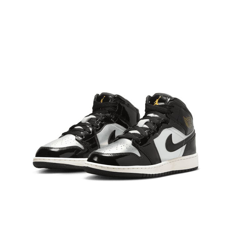 Air Jordan 1 Mid SE in Black | FZ3938-001 (GS) Angle 2