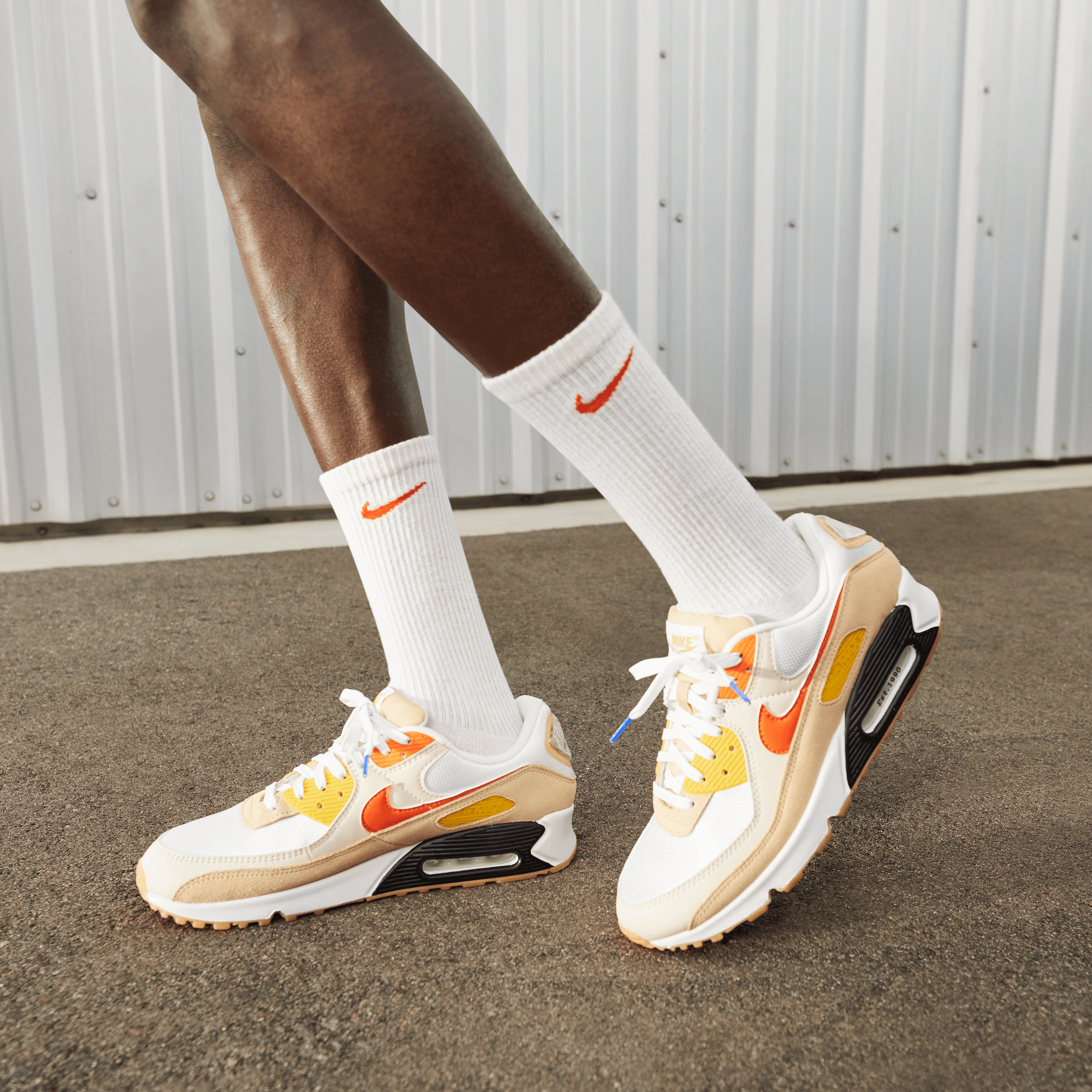 nike air max 90 rugged orange