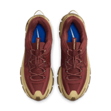 Nike Zoom Vomero 5 Roam Red Team Gold (W) Angle 2