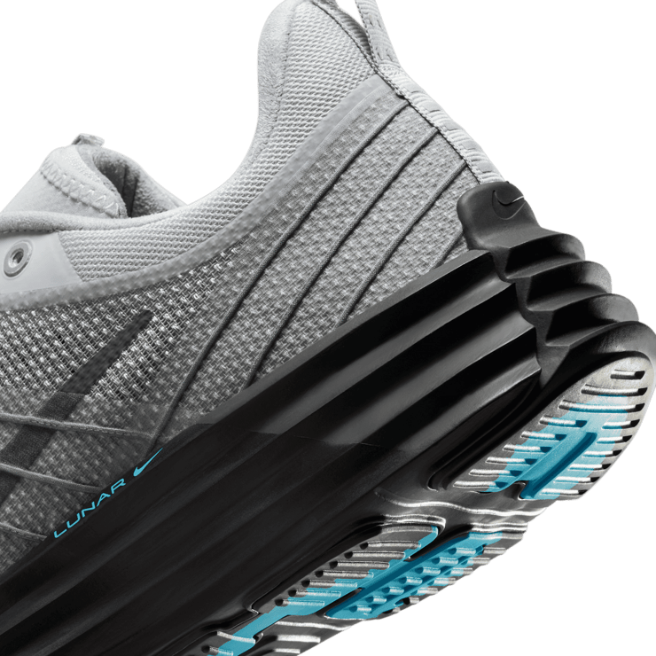 Nike Lunar Roam Premium Angle 5