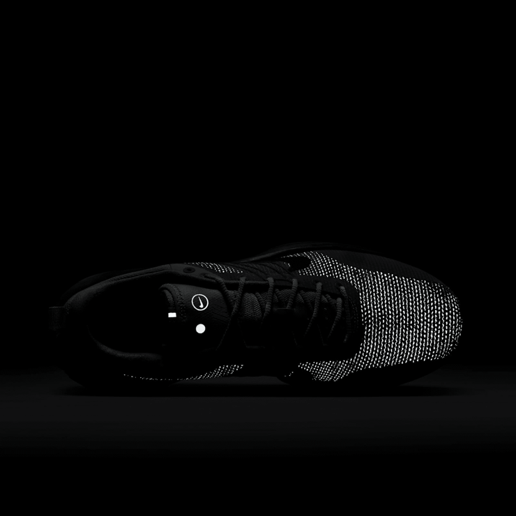 Nike Lunar Roam Premium Angle 6