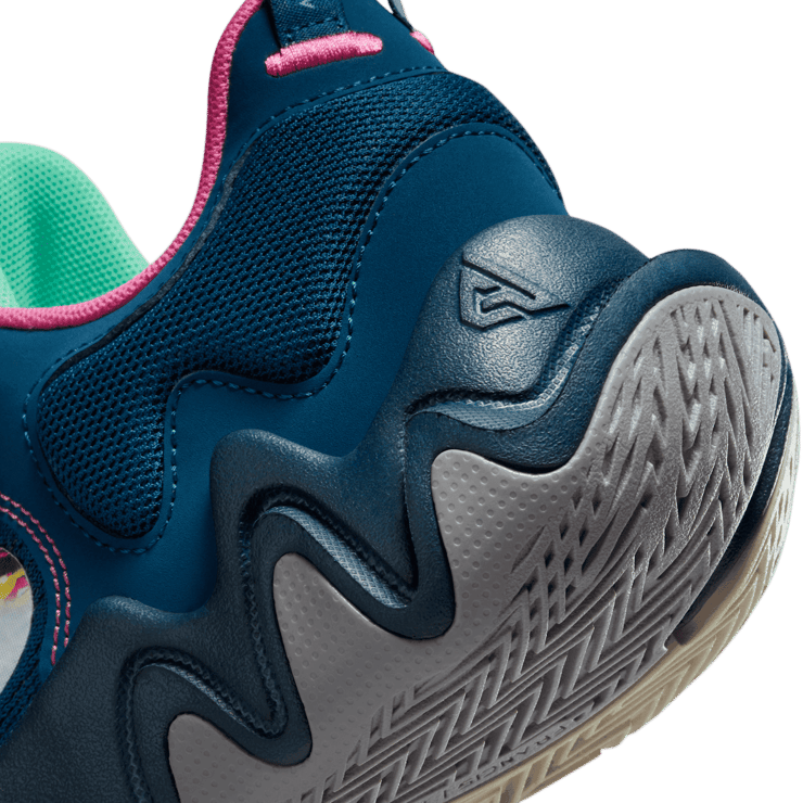 Nike Giannis Immortality 2 SE 'Floral' (GS) Angle 5
