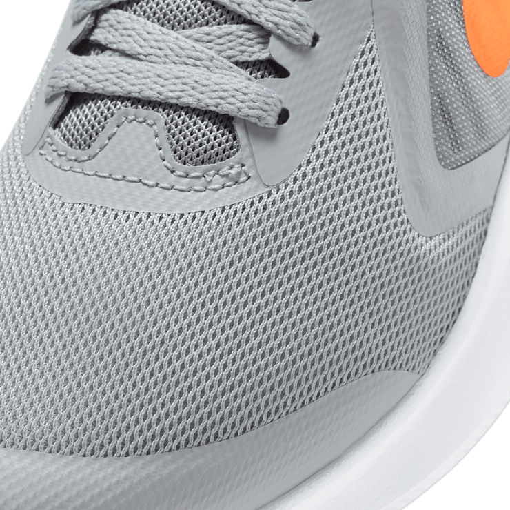 Nike Downshifter 10 Road Angle 4
