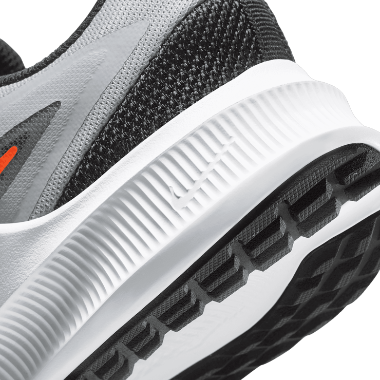 Nike Downshifter 10 Road Angle 5