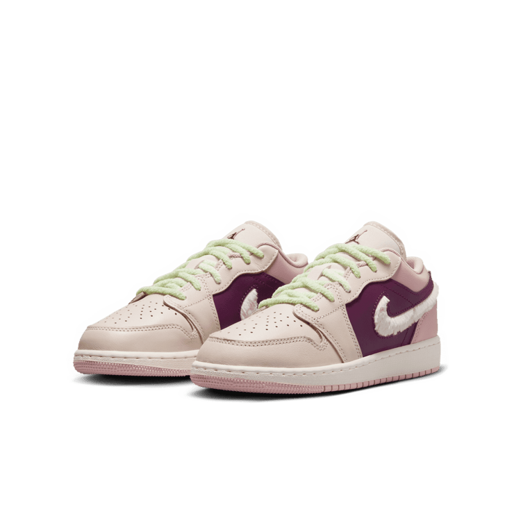 Air Jordan 1 Low SE 'Fur Swoosh' (GS) Angle 2
