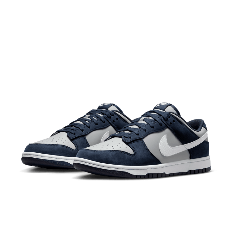 Nike Dunk Low Suede Georgetown Angle 3