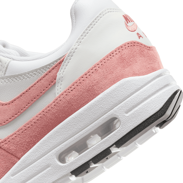 Nike Air Max 1 'Canyon Pink' (W) Angle 5