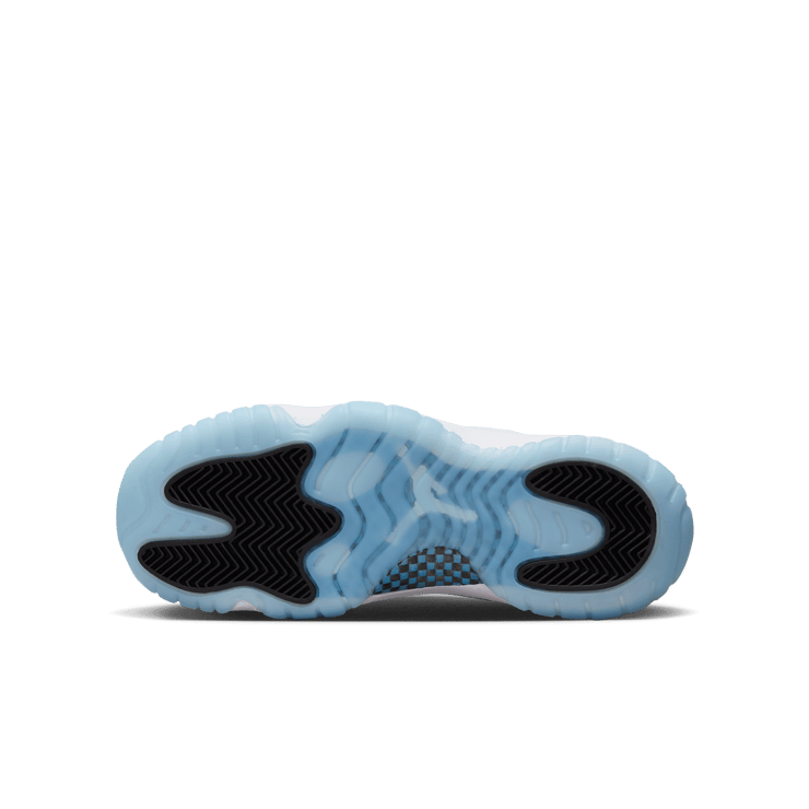 Air Jordan 11 Retro Legend Blue (GS) Angle 1