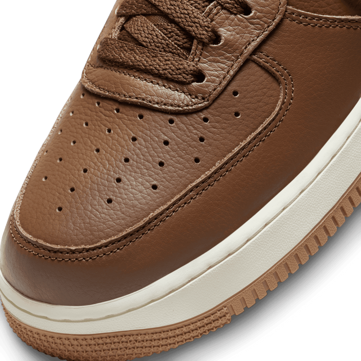 Nike Air Force 1 LX Tartan Cacao Wow Angle 4