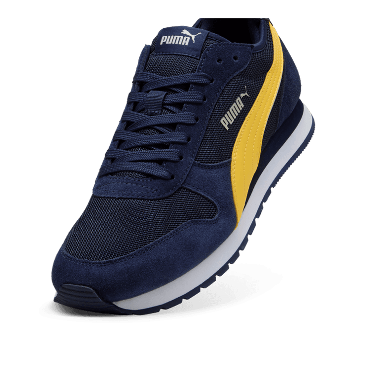PUMA ST MILER Sneakers in Dark Blue Angle 2