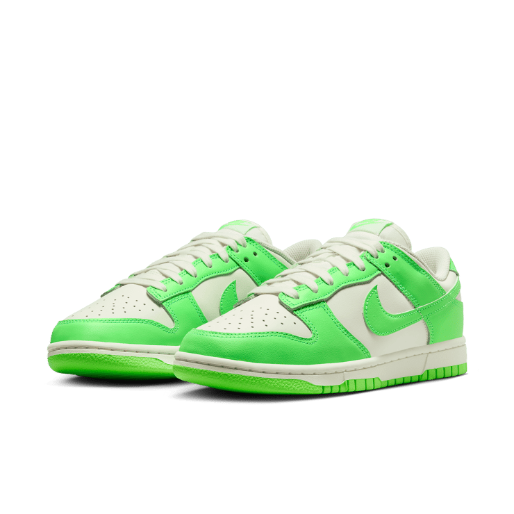 Nike Dunk Low Green Strike (W) Angle 3