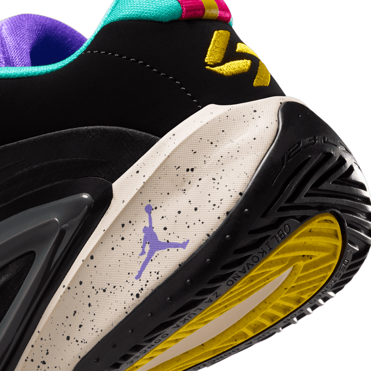 Jordan Luka 3 Black Hyper Grape (GS) Angle 5