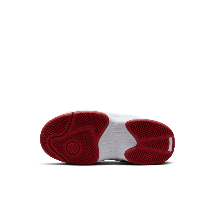 Jordan Max Aura 6 in White | FQ8299-106 (PS) Angle 0