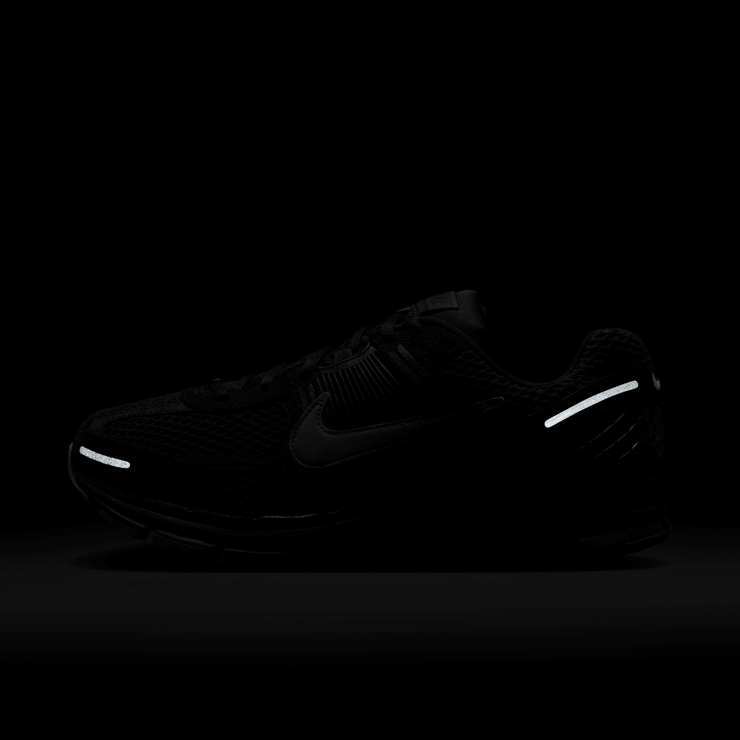 Nike Zoom Vomero 5 Black Gum Angle 8